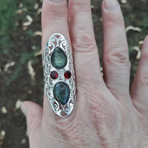 New Oversized Labradorite & Garnet 925 Silver Statement Ring. - Picture 5 of 10
